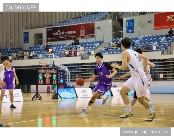 世界篮球青少年赛事在夏季吸引更多国际队伍参与交流，世界青少年联合运动会篮球